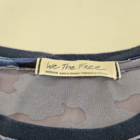 FP We The Free Teddy Sheer Velvet Camo Burnout Tee In Blue Size Medium - Picture 8 of 12